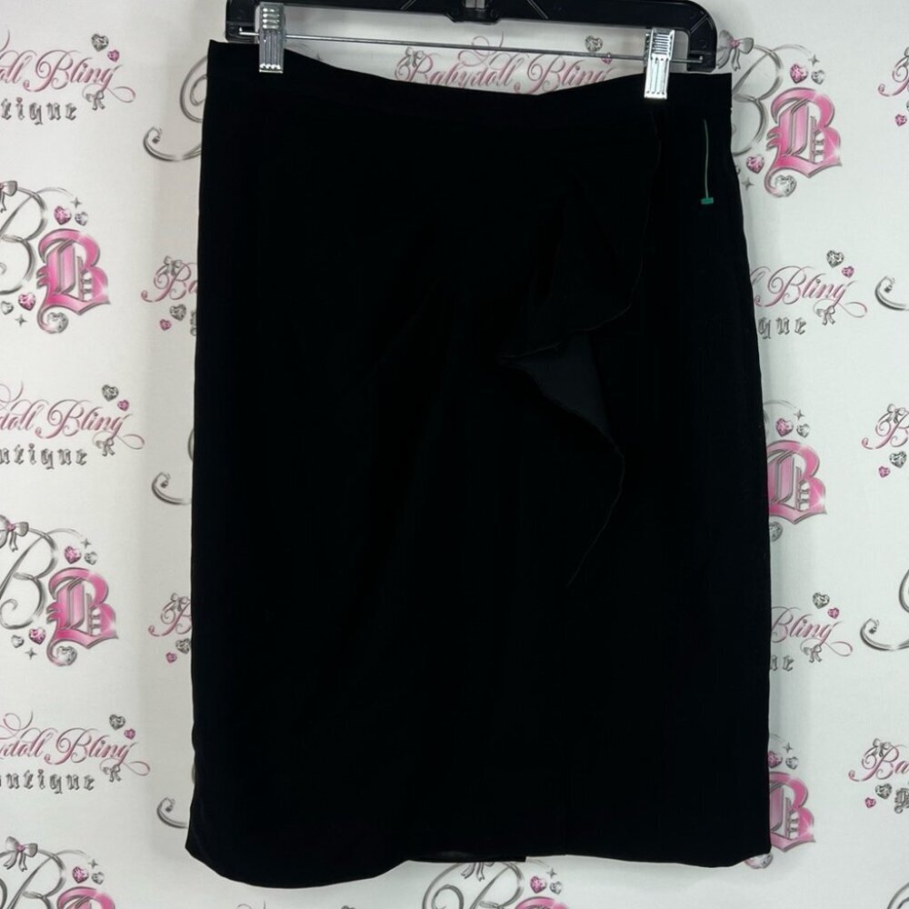 Tahari Classic Black Pencil Skirt ruffle detail zip up back classic classy